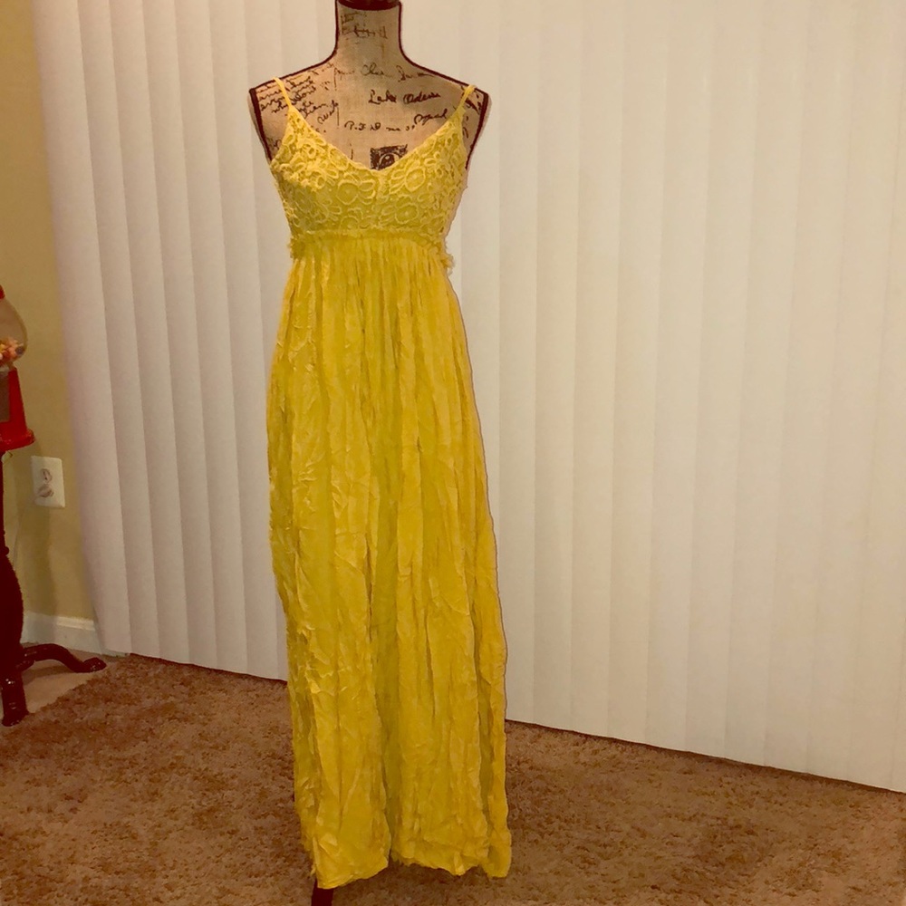 Mustard colored dress